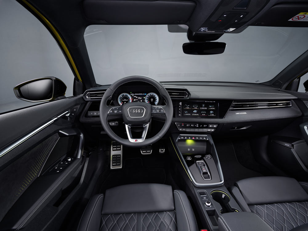 Audi A3 Allstreet 2025 interni, dimensioni, uscita e prezzo